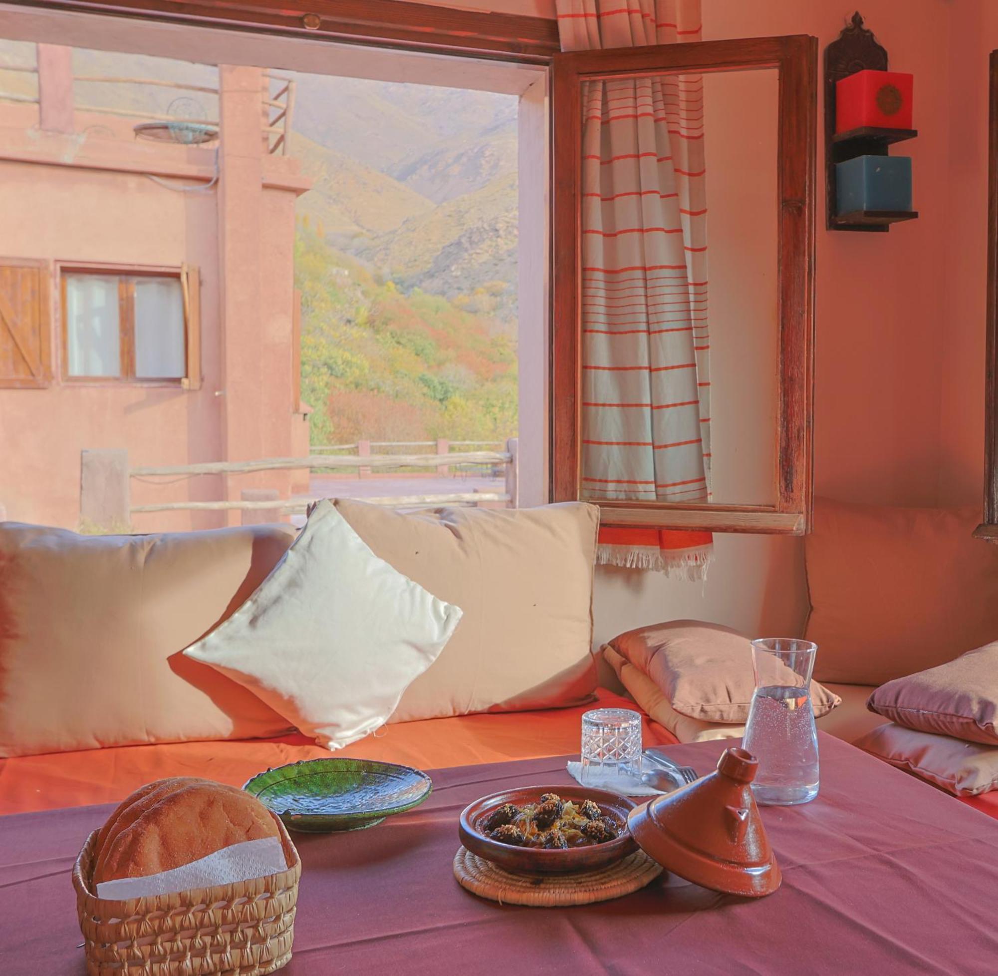 Aux Lumieres Du Toubkal Light Of Toubkal Hotel Imlil  Bagian luar foto