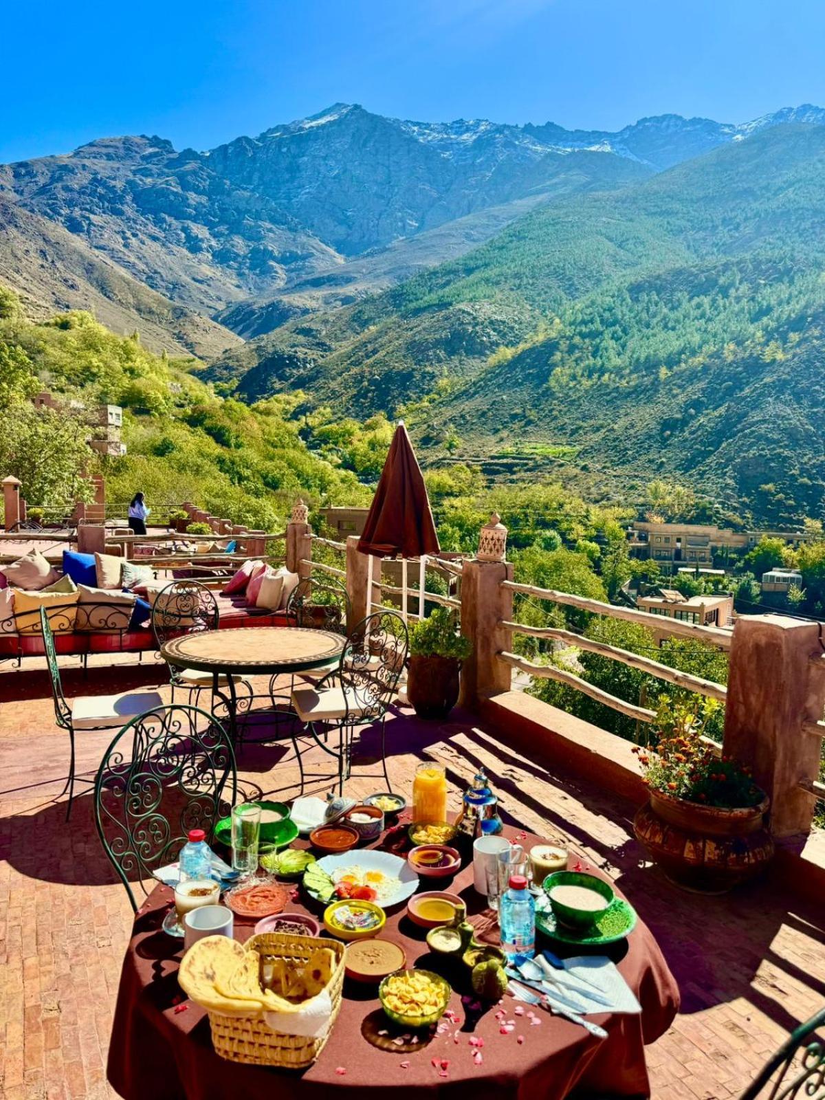 Aux Lumieres Du Toubkal Light Of Toubkal Hotel Imlil  Bagian luar foto