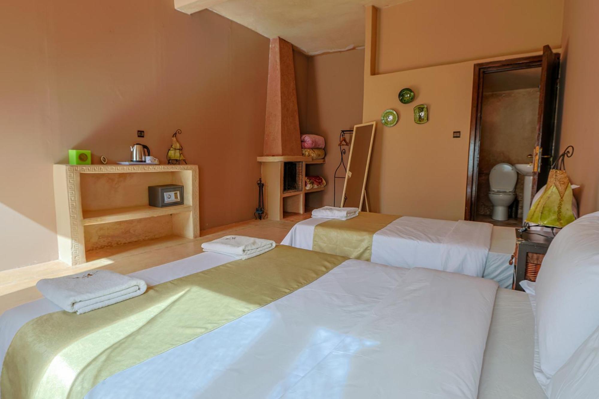 Aux Lumieres Du Toubkal Light Of Toubkal Hotel Imlil  Bagian luar foto